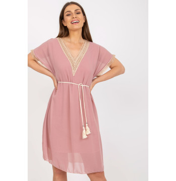 Sukienka Model DHJ-SK-1508.12 Light Pink - Italy Moda