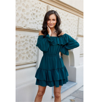 Sukienka Model Almeria BUT SUK0297 Bottle Green - Roco Fashion