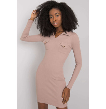 Sukienka Model RV-SK-7435.38 Dark Beige - Rue Paris