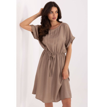 Sukienka Model MI-SK-A63751.67 Dark Beige - Italy Moda