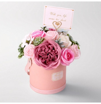 Flower box, bukiet zapachowych kwiatów mydlanych w pudełku BUK10R