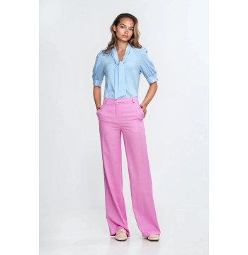 Spodnie bootcut z rayonu z krytym guzikiem SD111 Pink - Nife