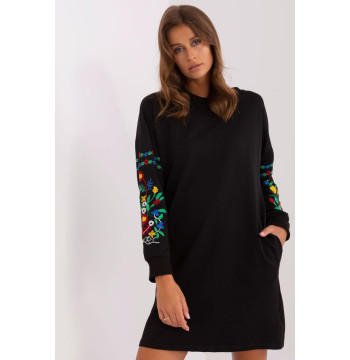Sukienka Model RV-SK-8979.94P Black - Rue Paris