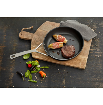 Głęboka patelnia tytanowa DEMEYERE Alu Pro 5 40851-047-0 - 24 cm