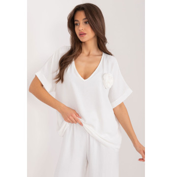 Bluzka Model DHJ-BZ-8368.02 Ecru - Italy Moda